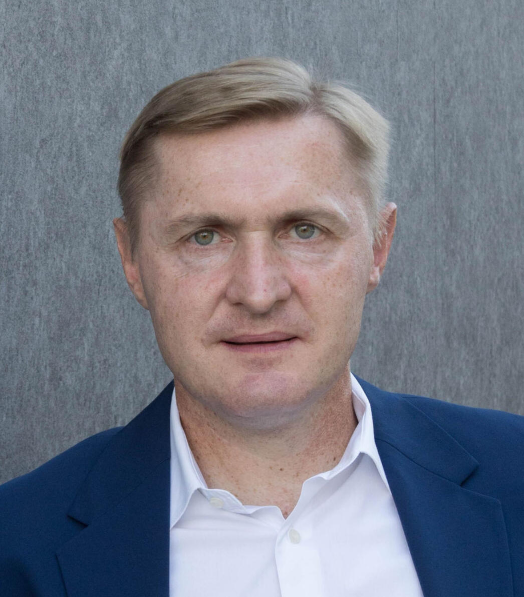 From The Desk of Charles d'Haussy : DeFi, DAOs & Crypto. Charles d'Haussy - Crypto Bitcoin Ethereum DYDX Dubai UAE