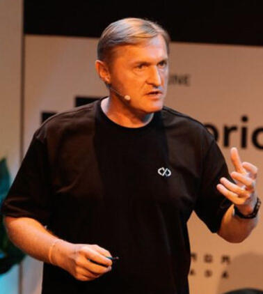 Charles d'Haussy Photo credits: Nebular Summit